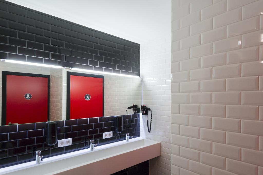 Backstay Hostel Гент Номер фото