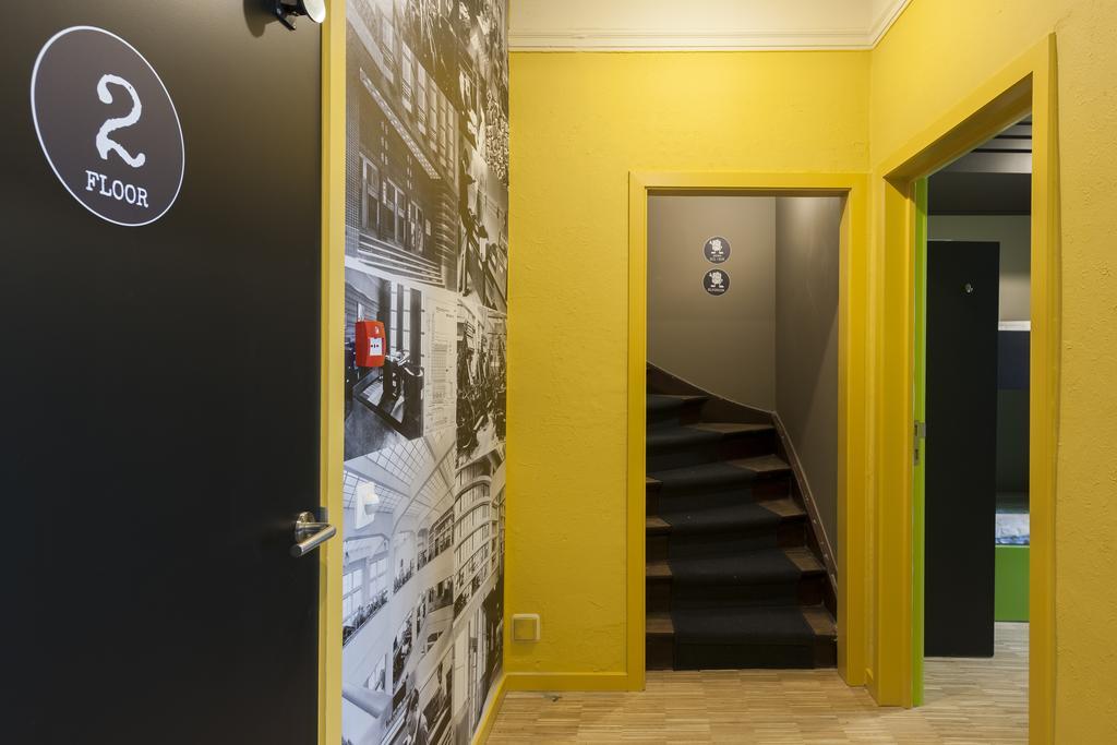 Backstay Hostel Гент Экстерьер фото