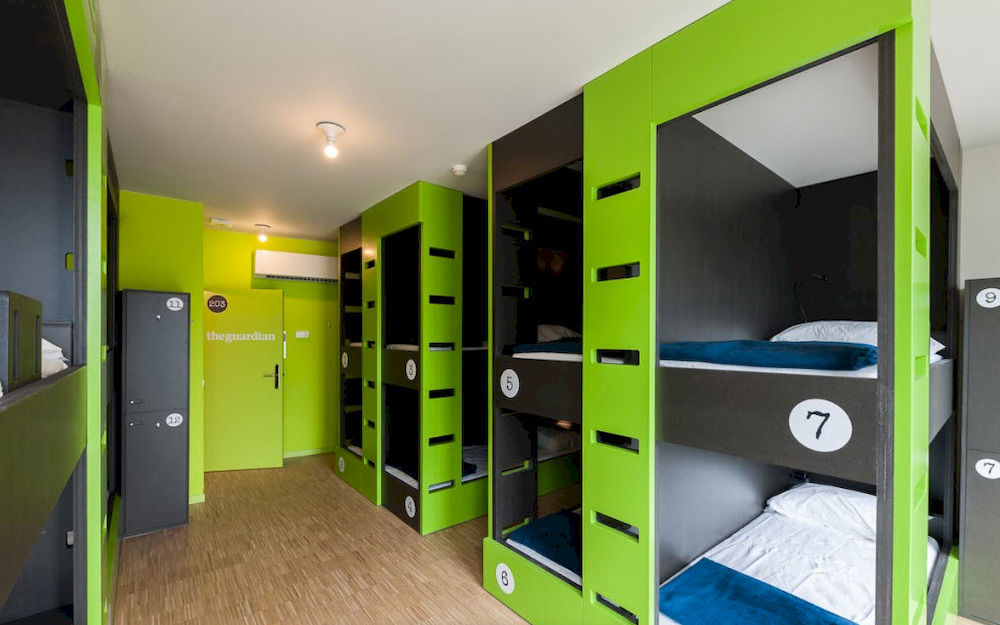 Backstay Hostel Гент Экстерьер фото