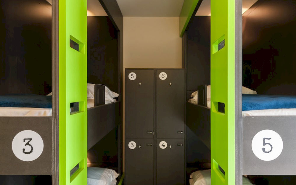 Backstay Hostel Гент Экстерьер фото